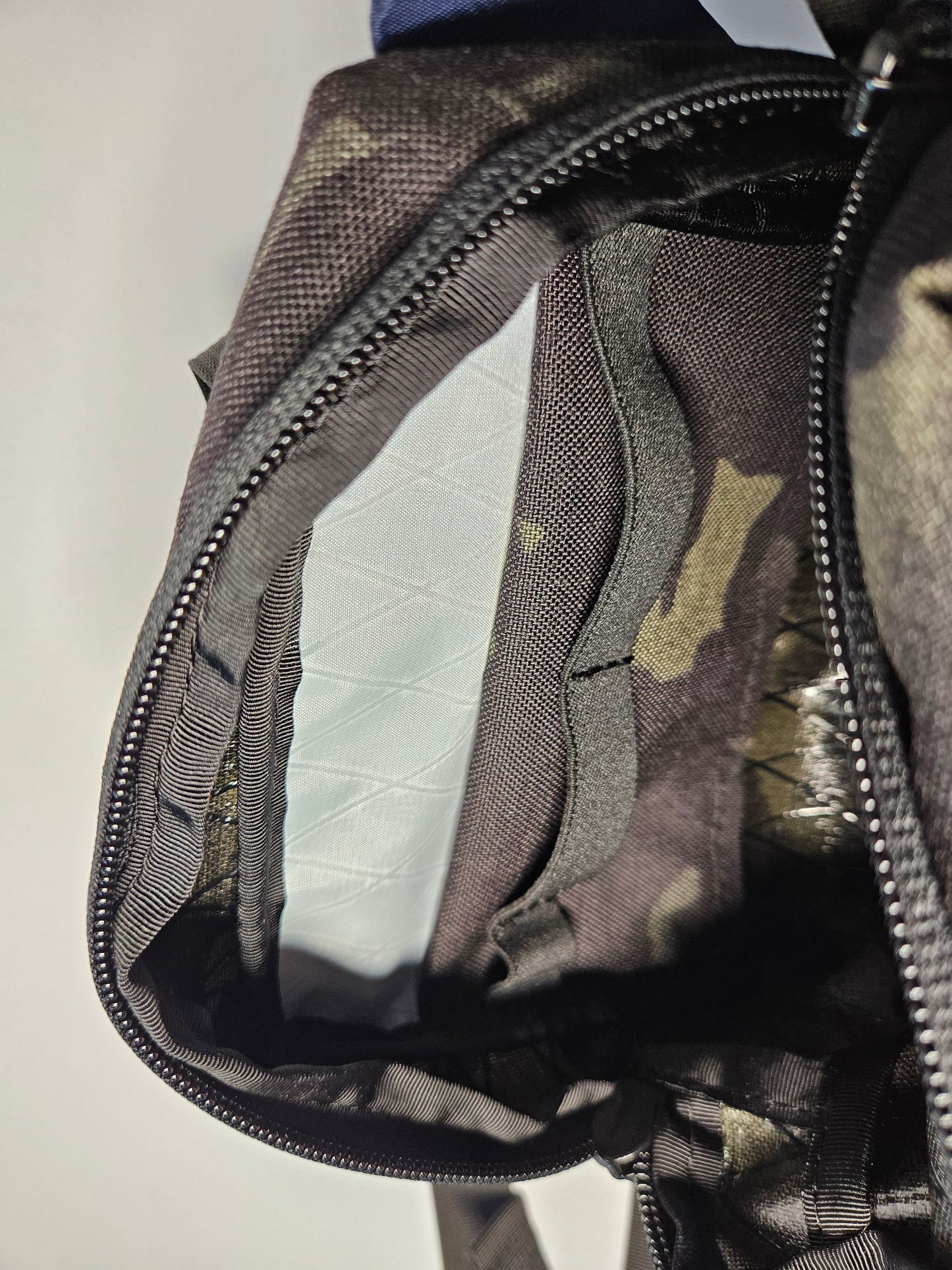 City Sling Multicam Black