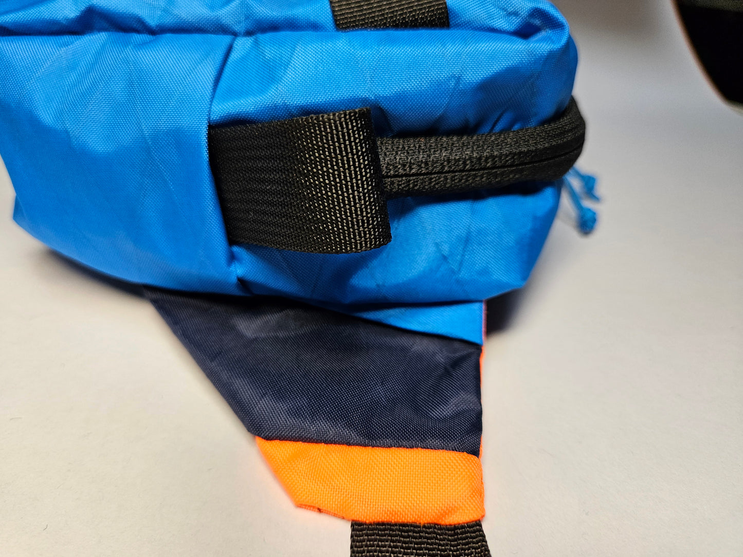 City Sling Royal Blue